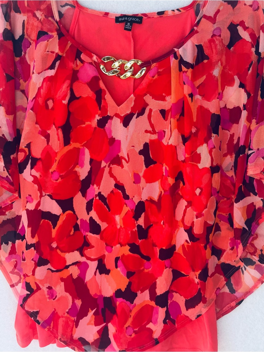 Ava & Grace Coral and Pink Floral Blouse with Gold Chain Accent XL